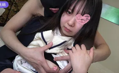【素人特摄】FC2-2972795 合計3作品！怒涛の200分！！ R4卒業生の色白スレンダー美は剛毛未処理マン-cd3