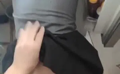 【乱伦】真实家庭乱伦跟表妹这个夏天第N次做爱了开始这小骚货还有点生疏经过一个假期的联系小骚货越来越熟练了虽然操了这么久但是看到小骚货穿着jk